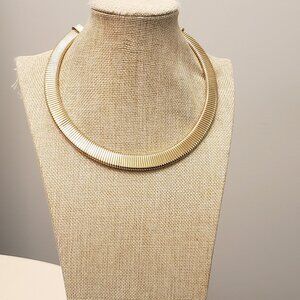 RMN, NWOT, signed gold tone ribbed choker thick fashion necklace